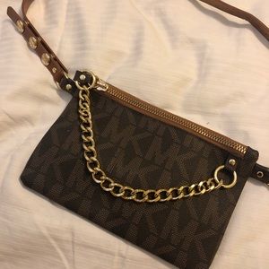 Michael Kors fanny pack! Super cute!